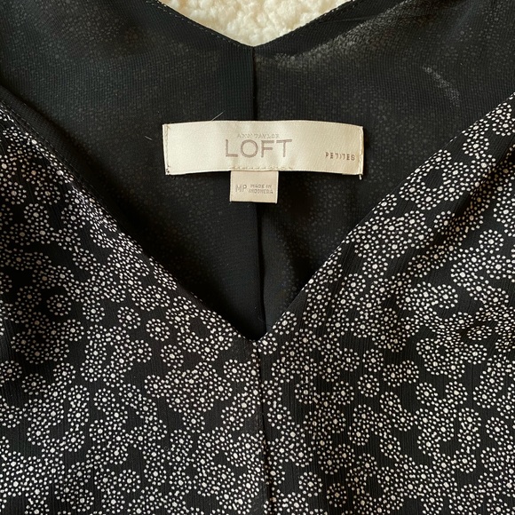 LOFT Petite flutter sleeve blouse - Picture 4 of 7